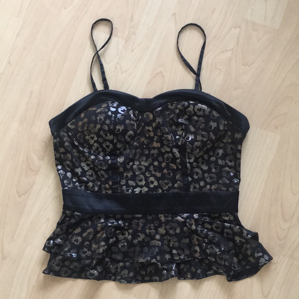 Sexy cheetah print crop top